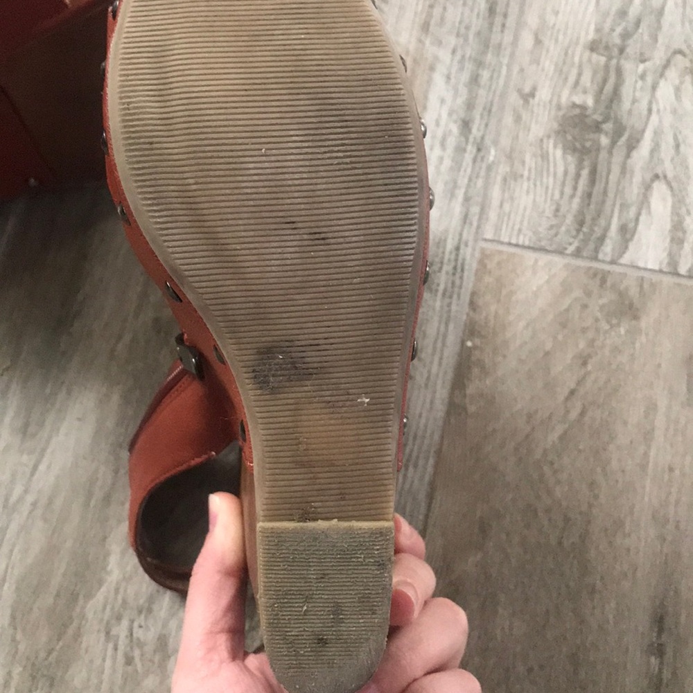 Rust colored wedges - Picture 4 of 7